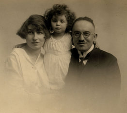 Luise, Ellen & Nathan Roos